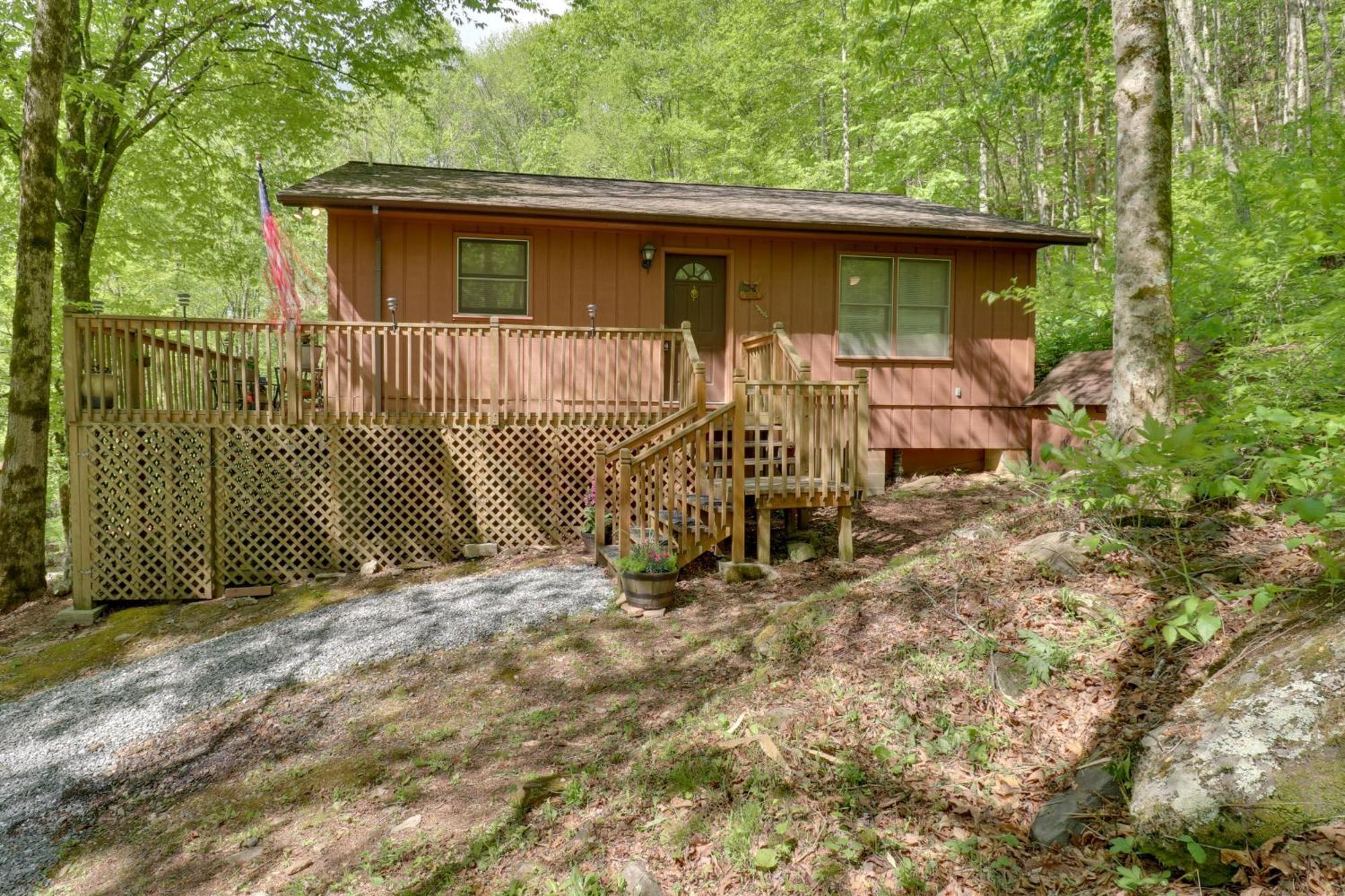 Cozy Whittier Home With Fire Pits Less Than 15 Mi To Hiking! Exterior photo